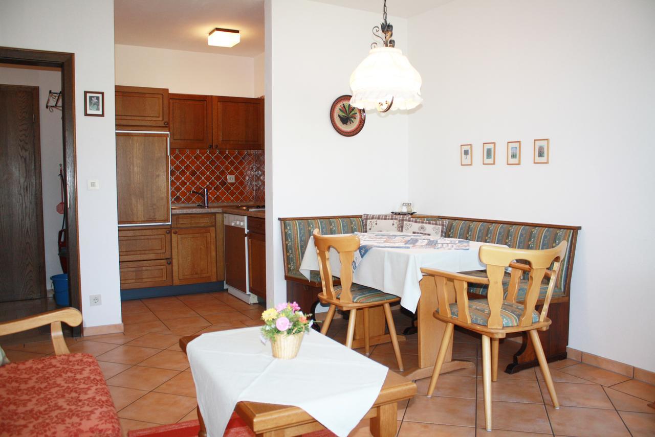 Haus Vierjahreszeiten ไรท์อิมวิงเคอ ภายนอก รูปภาพ